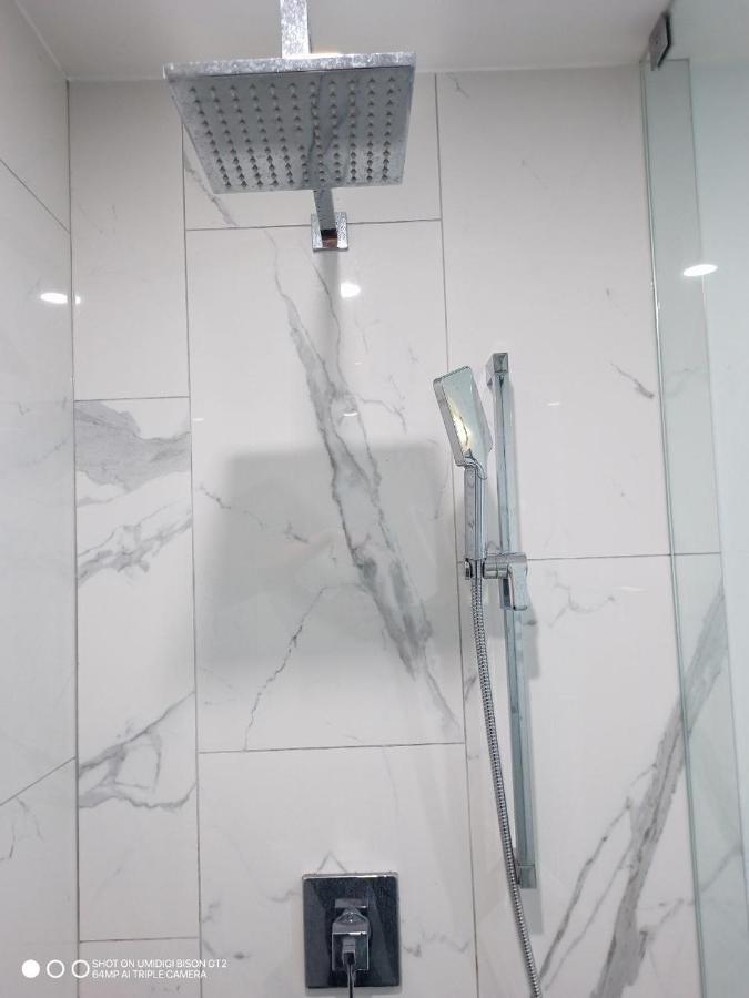 Luxury Escape Hotel Markham Esterno foto